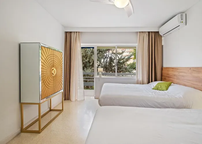Piso Con 2 Habitaciones, 2 Terrazas Y Piscina