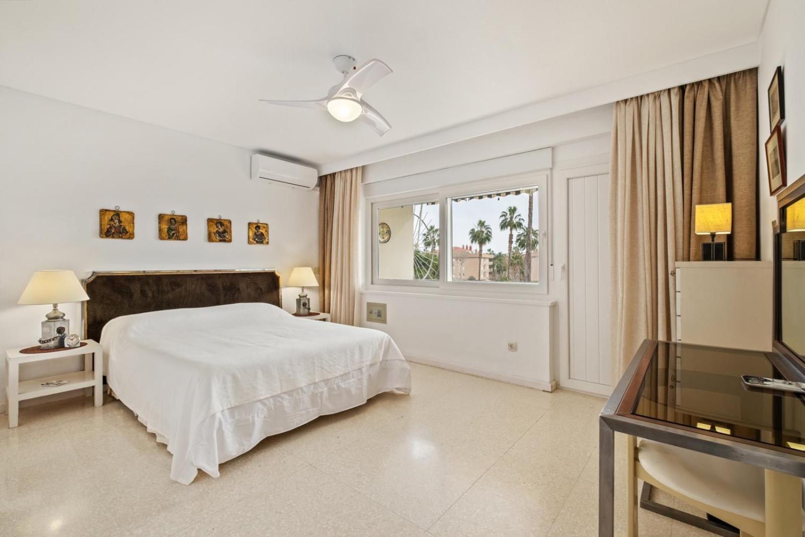 Piso Con 2 Habitaciones, 2 Terrazas Y Piscina Appartement *